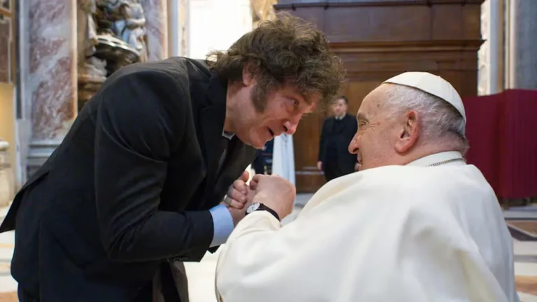 Javier Milei viaja a Roma para despedir al papa Francisco en el Vaticano