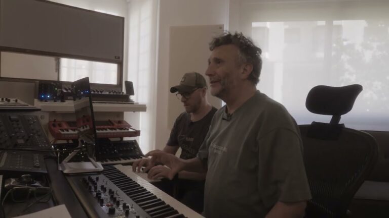 Daniel Melingo y Fito Páez se unen en “La Guitarra”