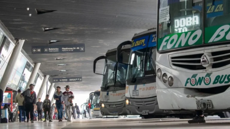 AOITA interrumpirá el transporte interurbano este viernes y amenaza con un paro