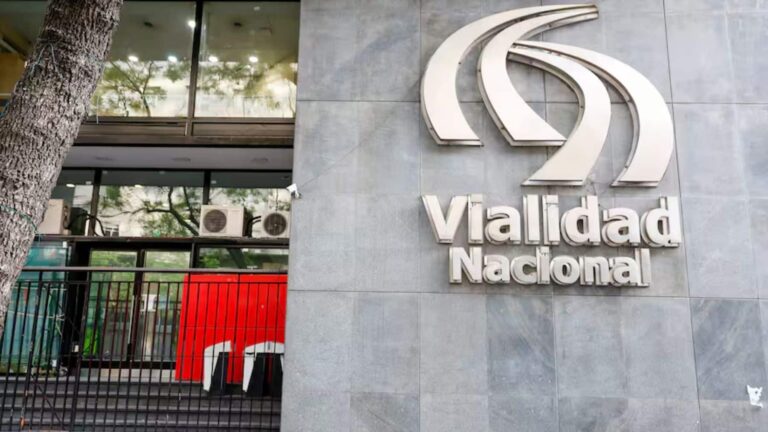 Milei anunció la disolución de Vialidad nacional y la Agencia de Seguridad Vial