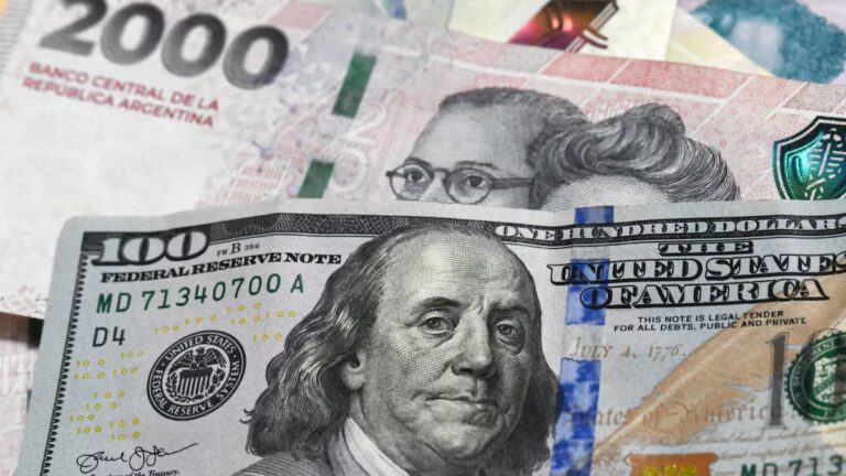Comportamiento del dólar hoy miércoles de diciembre