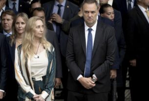 Allanan la inmobiliaria que intervino en la venta del departamento de Adorni