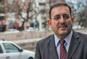 El intendente de Córdoba sacó de su banca de concejal a Ricardo Moreno